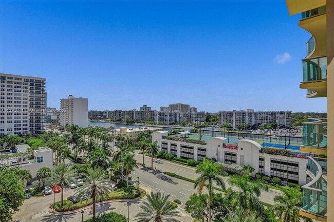 Building Photo - 2501 S Ocean Dr