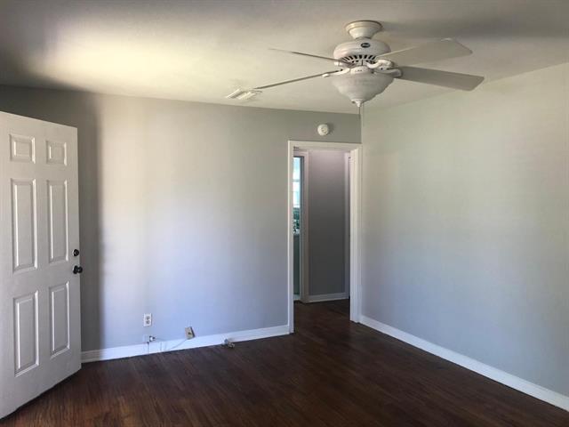 Building Photo - 3984 Park Ln