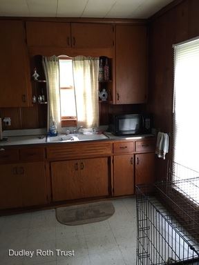 Building Photo - 1309 Windsor St