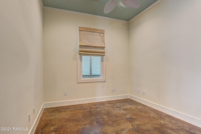 Building Photo - 108 Beaulac Ln