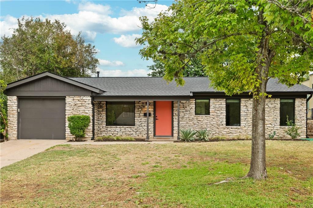 Foto principal - 2701 Little John Ln