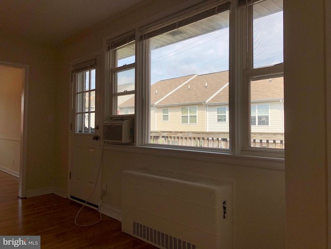 Foto del edificio - 4611 Park Heights Ave