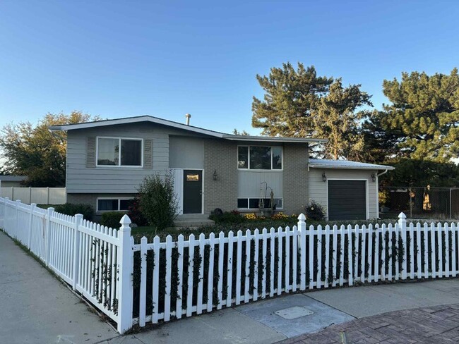 Foto del edificio - 3814 W Mansfield Cir