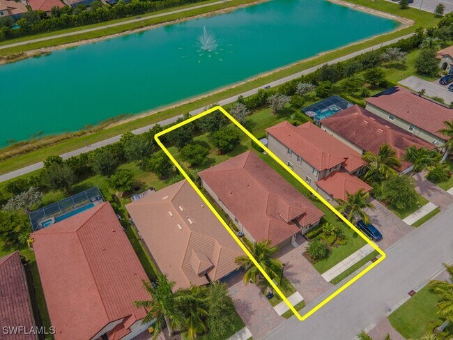 Foto del edificio - 16374 Barclay Ct