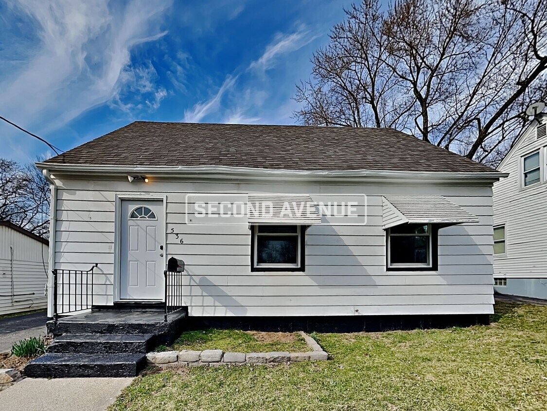 Primary Photo - 536 E Epworth Ave