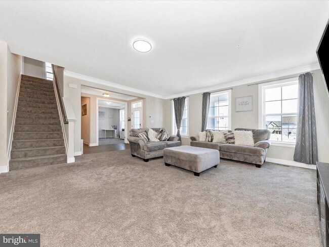 Foto del edificio - 1807 Fairway Ln