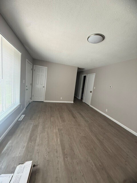 Foto del edificio - 1602 Kings Way