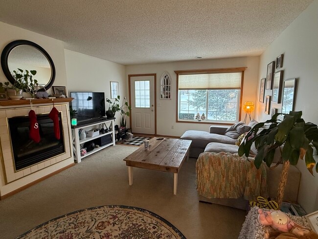 Foto del edificio - 15711 Fjord Ave