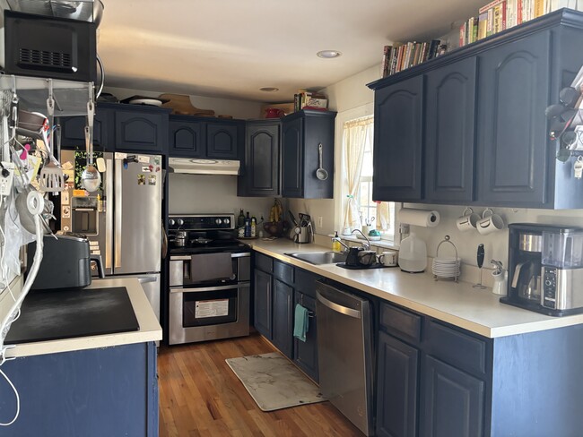 full kitchen upper level - 57 Dogwood Ln