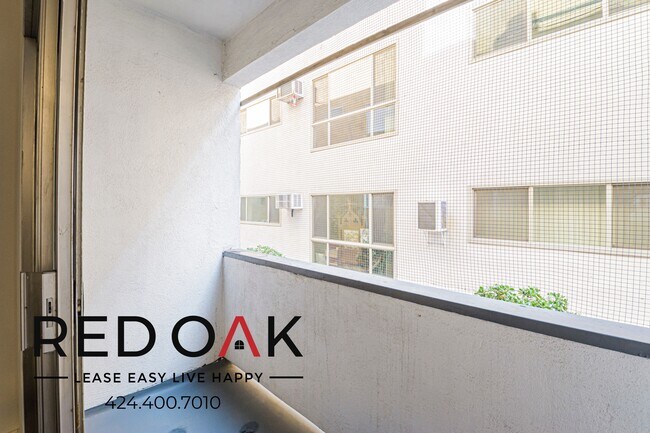 Foto del edificio - 2065 Rodney Dr
