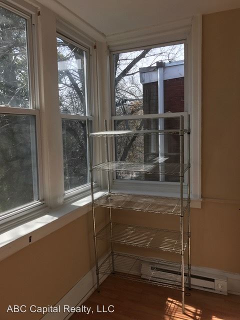 Building Photo - 5844 Pentridge St
