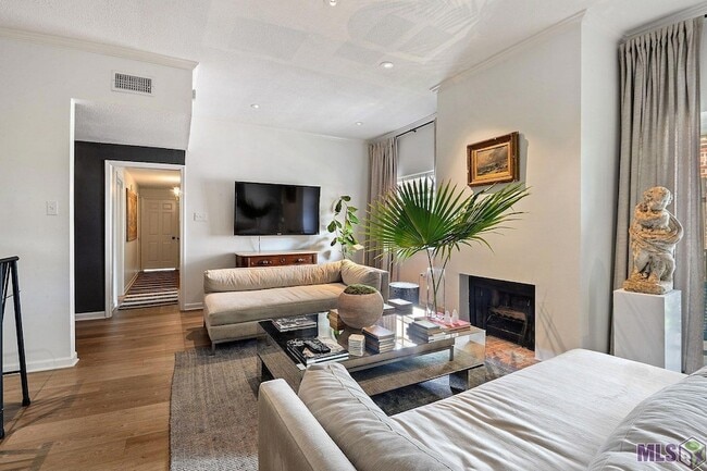 Photo - 7640 Lasalle Ave Apartment