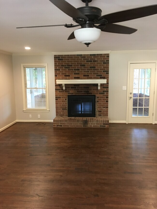 Photo - 3015 Wilson Rd House