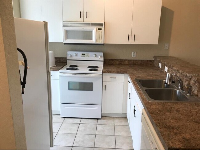 Foto del edificio - 17201 Indian Creek Dr