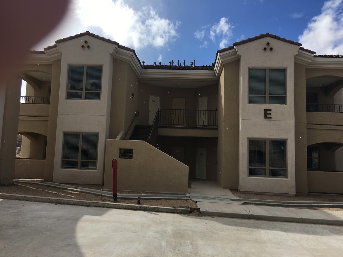 Foto principal - 501 Poco Loco Dr SW