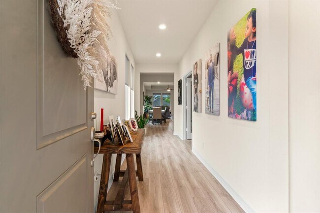 Foto del edificio - 2741 Bluebonnet Ridge Dr