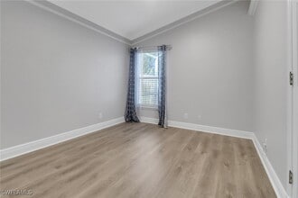 Building Photo - 15028 Savannah Dr