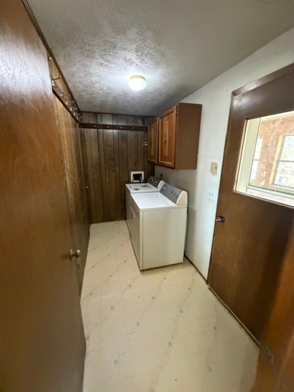 Foto del edificio - 38629 Ravenswood Rd