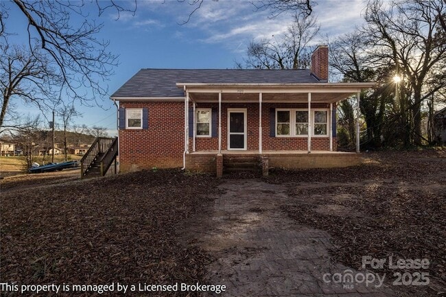 Foto del edificio - 1420 Amhurst St