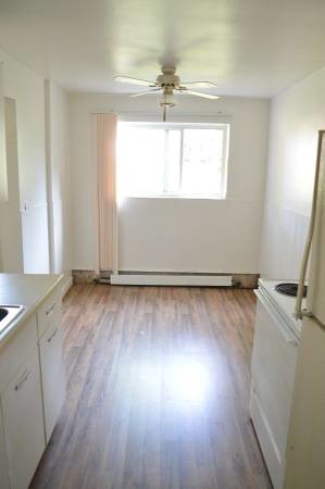 Foto del edificio - 7827 Greeley St