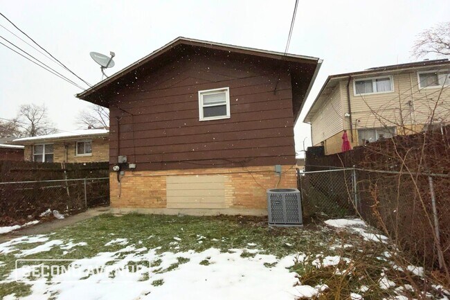 Foto del edificio - 11610 S Elizabeth St