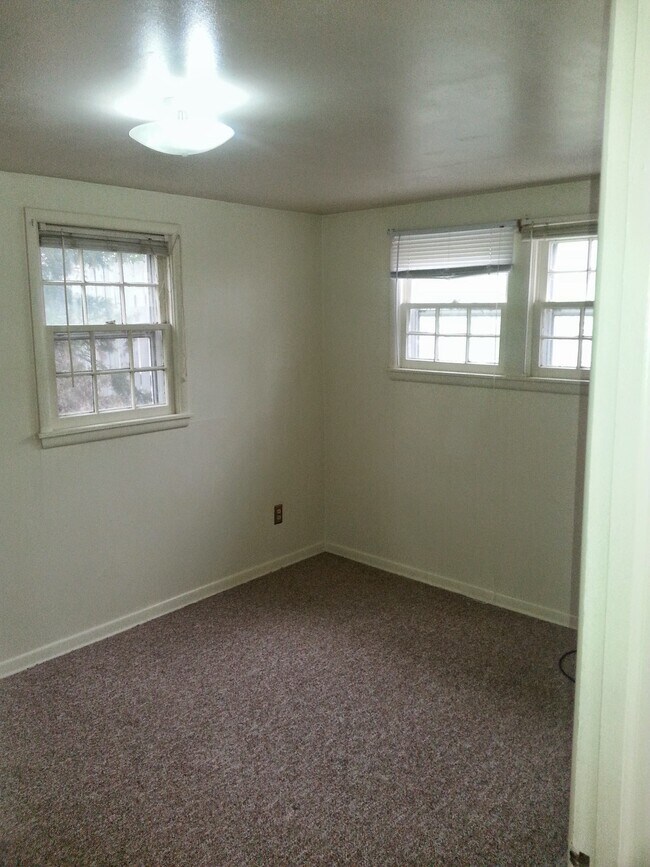 Building Photo - 1104 4th Street, Unit B