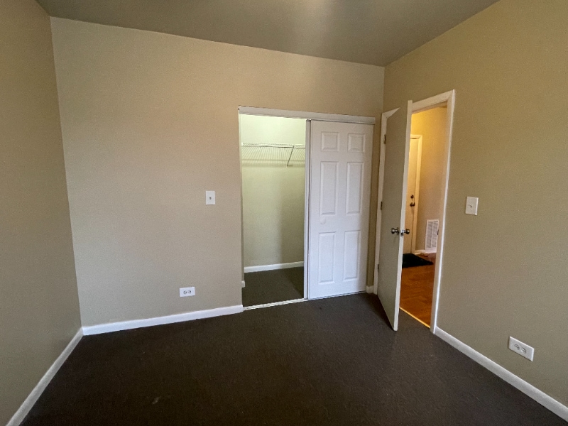 Foto del edificio - 1904 E 79th St