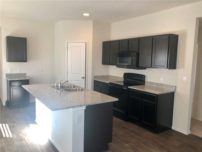 Foto del edificio - 11904 Pyrite Rd