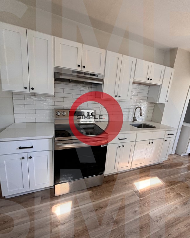 Foto del edificio - 4 Bedroom / 1 bathroom house