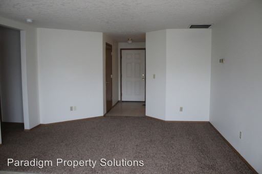 Building Photo - 811 Comstock Cir