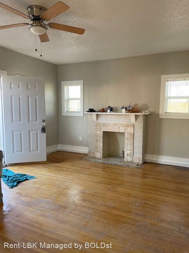 Foto del edificio - 4 br, 2 bath House - 2301 17th Street