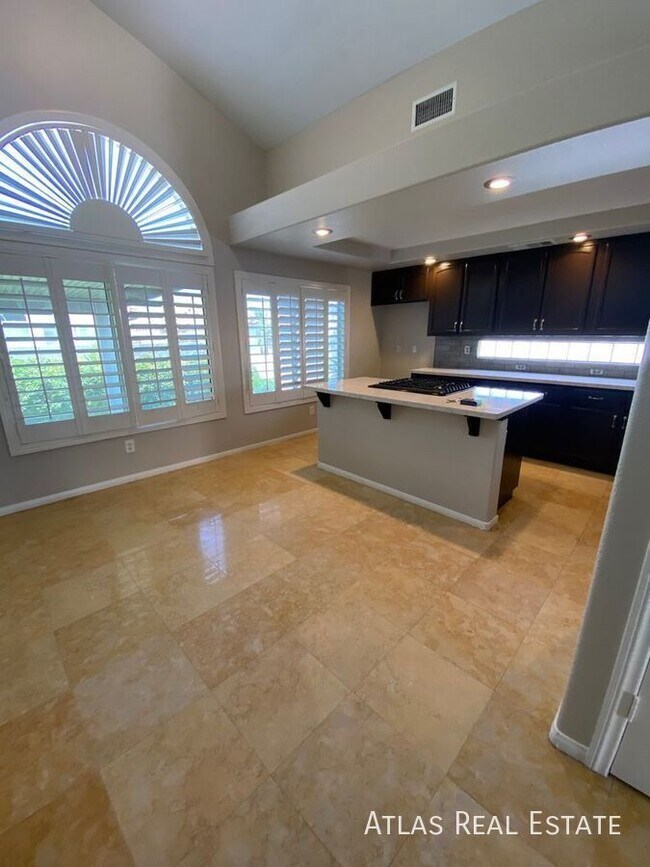 Foto del edificio - 8700 Texas Bronco Ave