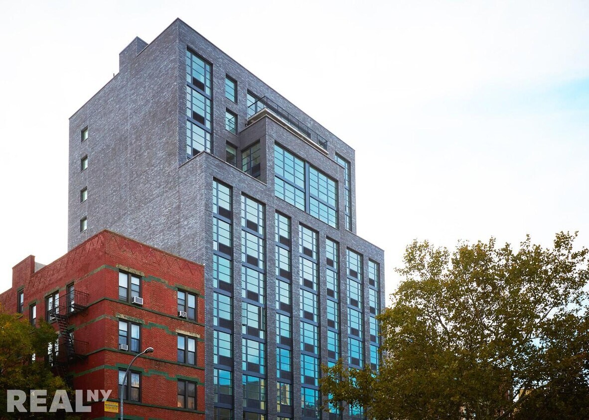 Foto principal - 331 E Houston St