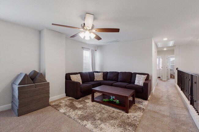 Foto del edificio - 8439 Knapp Rise