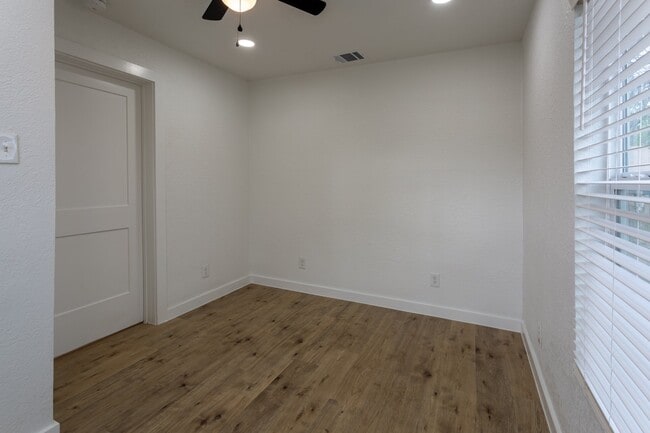 Building Photo - 2302 S Navidad St