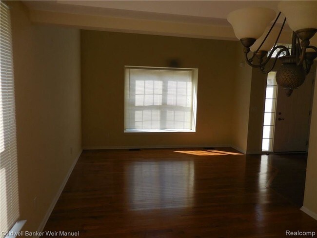 Building Photo - 16413 Mulberry Way