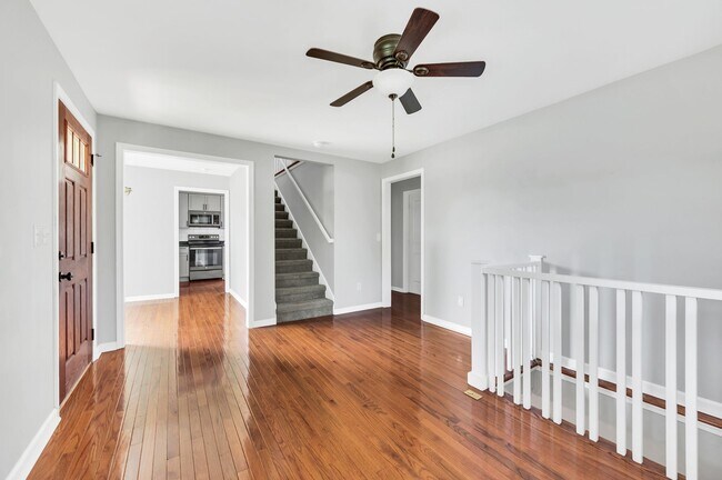 Foto del edificio - 2723 Ennis Rd