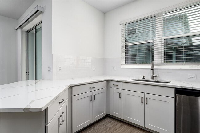 Building Photo - 254 Via Anina Dr