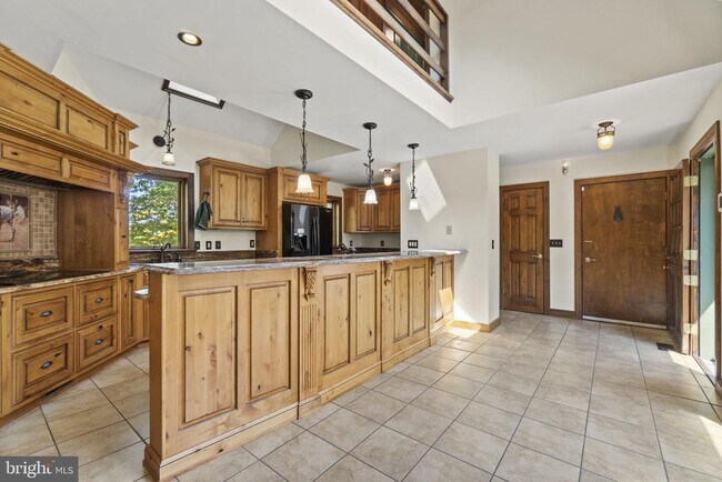 Building Photo - 12780 Chatter Brook Dr