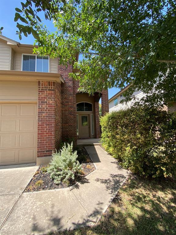 Foto del edificio - 2221 Nestlewood Dr