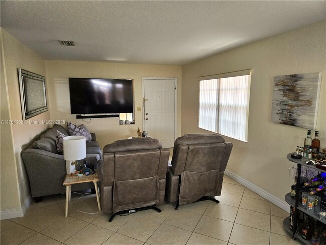 Foto del edificio - 2652 SW 31st Ct