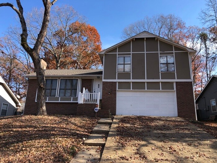 Foto principal - 2403 Pear Orchard Dr