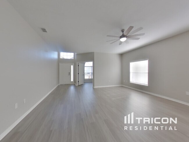 Foto del edificio - 7756 Beridale Ct