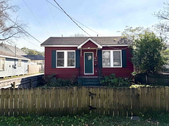 Photo - 4442 Capital Heights Ave House