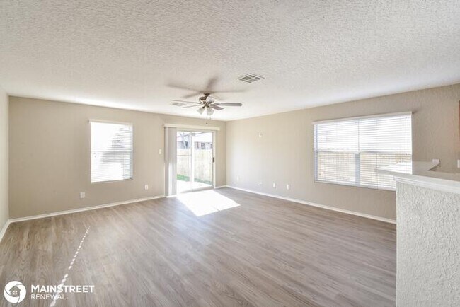 Foto del edificio - 9126 Laguna Falls, San Antonio, TX 78251