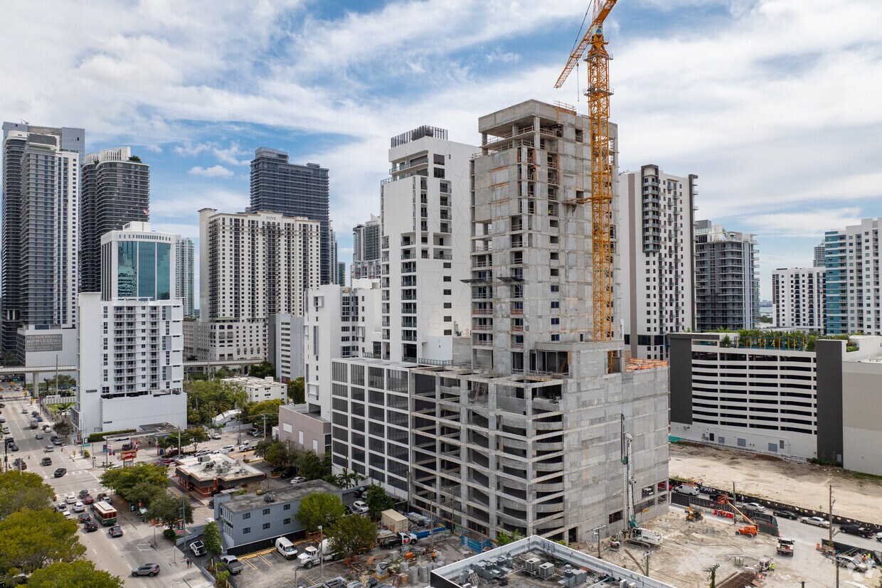 Primary Photo - Smart Brickell