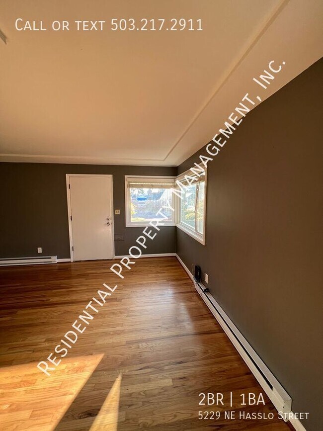 Foto del edificio - NE Portland Duplex Near Frazer Park and Co...