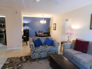 Foto del edificio - 4492 NE Ocean Blvd