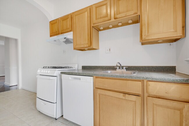 Foto del edificio - 4217 2nd St NW