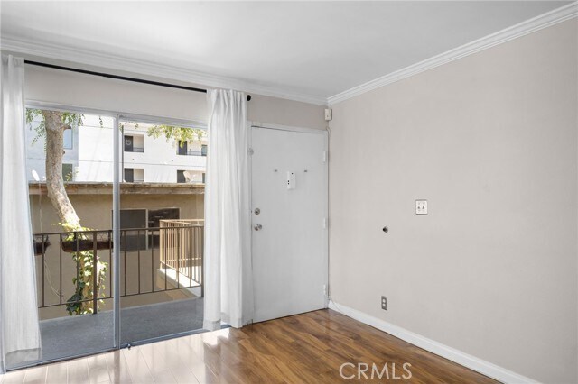 Foto del edificio - 10757 Hortense St